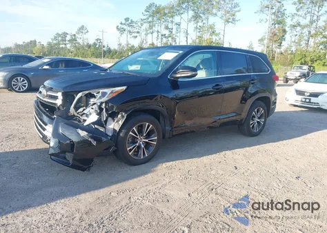 2018 Toyota Highlander Le Plus из США, поврежденный, VIN 5TDZZRFH9JS240550